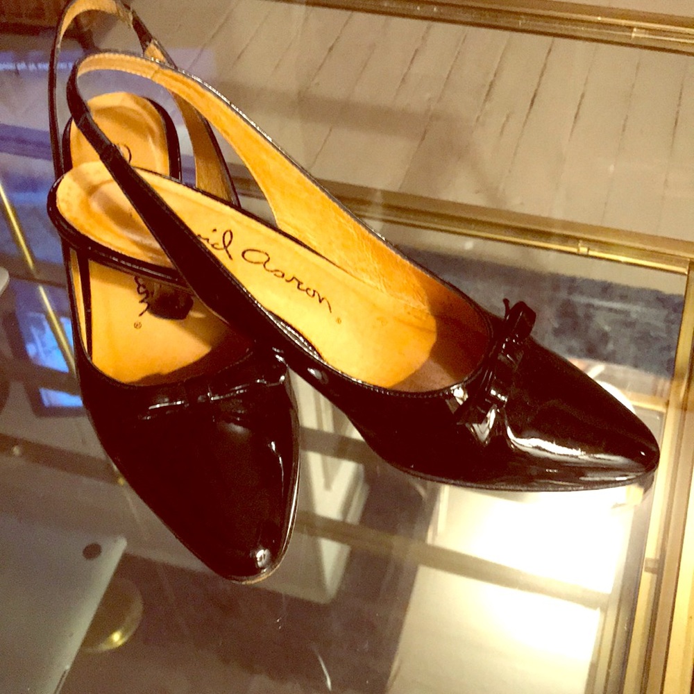 Patent Bow Kitten Heels